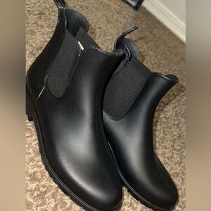 Black Ankle Rain Boots